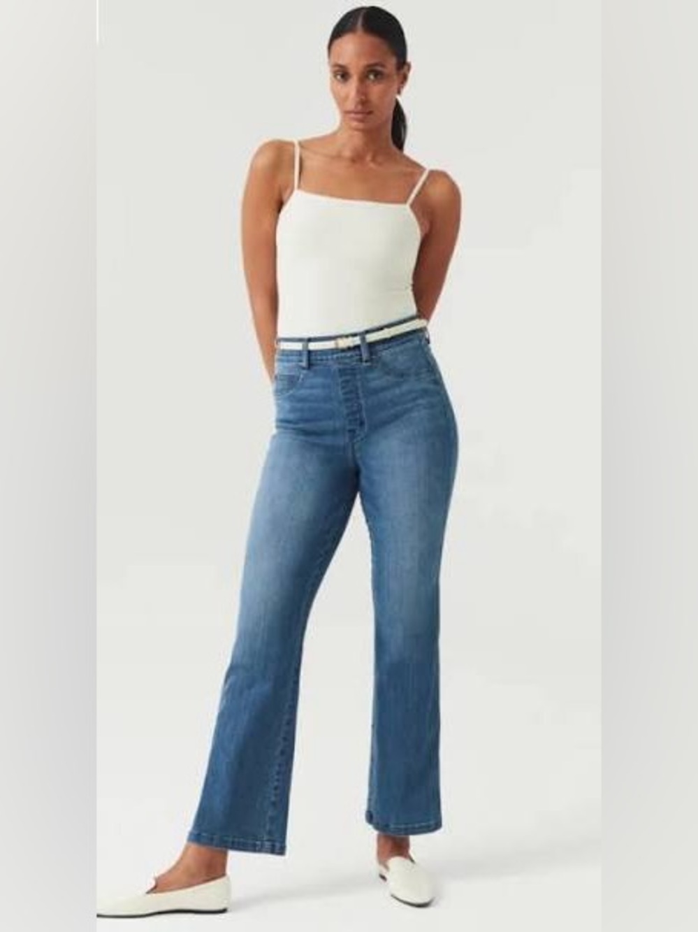 SPANX Size M Kick Flare Jeans - Blue